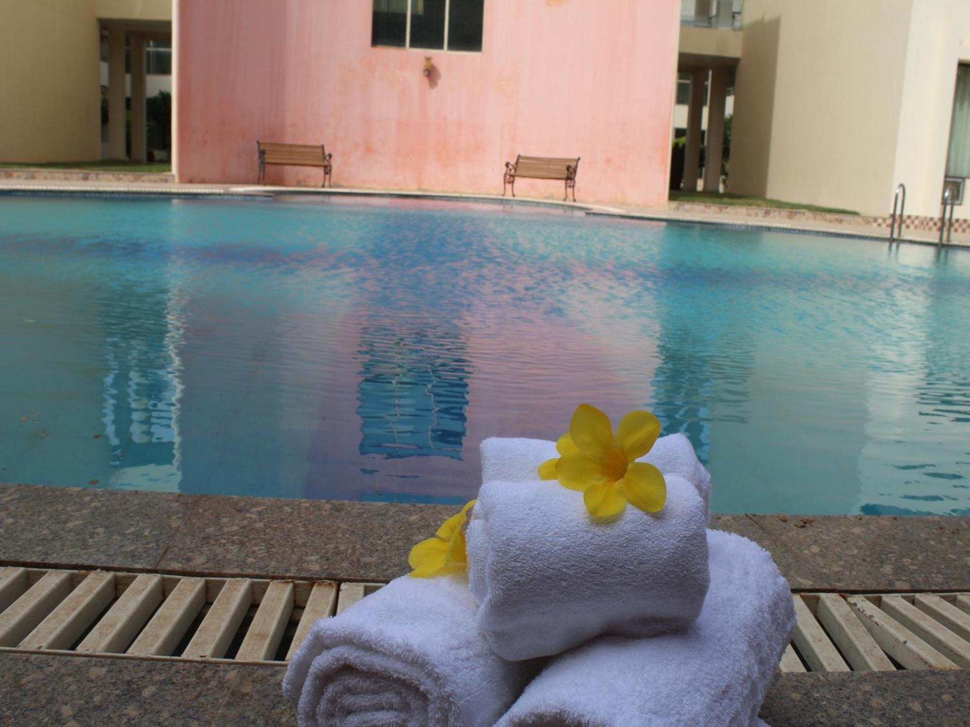 Seven Sky Clarks Exotica Hotel Bhuj Bagian luar foto
